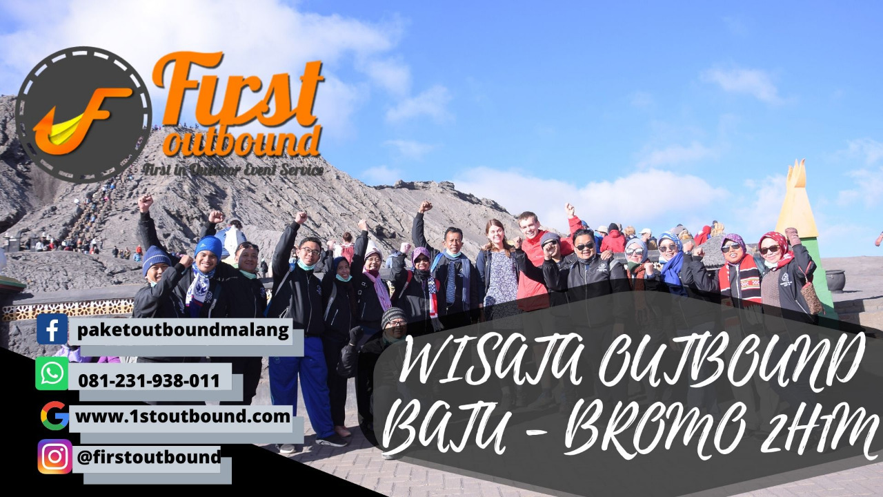 Foto grup setelah sesi outbound di Bromo