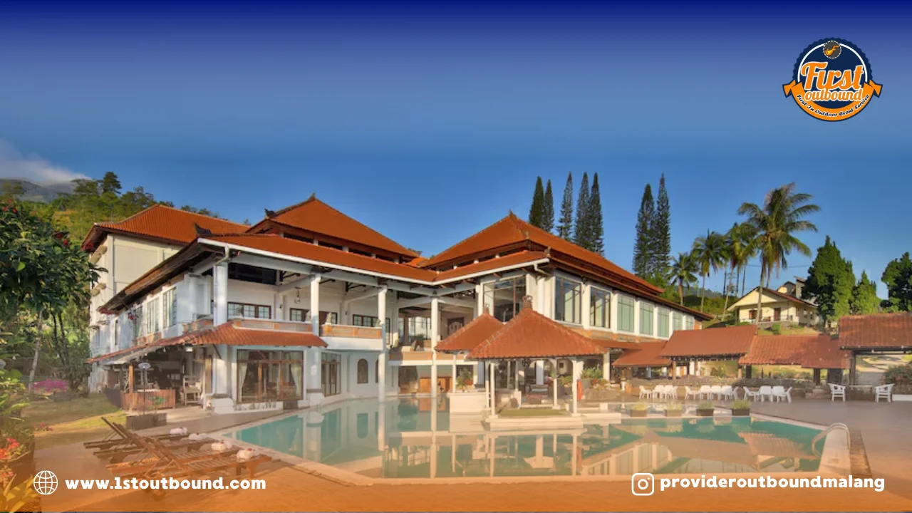 Fasilitas lengkap untuk kegiatan gathering trawas perusahaan